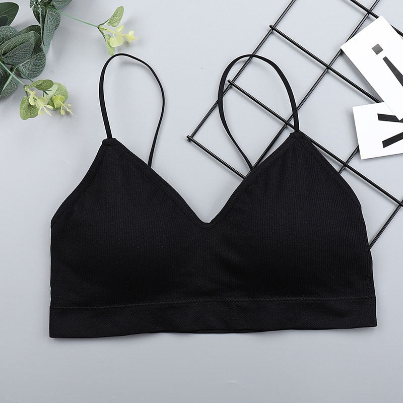 Elastik toparlayıcı üçgen bralet sütyen