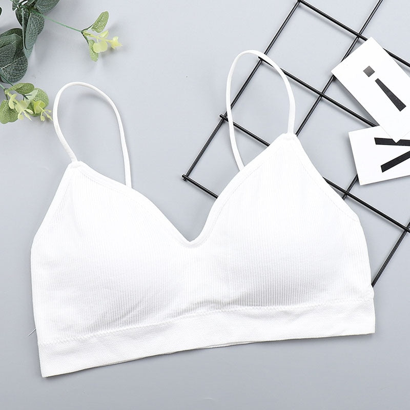Elastik toparlayıcı üçgen bralet sütyen