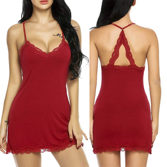 Göğüs ve sırt dekolteli vücudu saran sexy gecelik