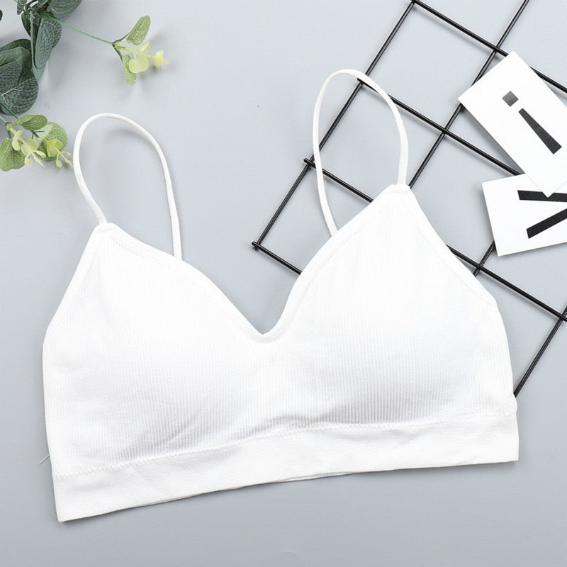 Elastik toparlayıcı üçgen bralet sütyen
