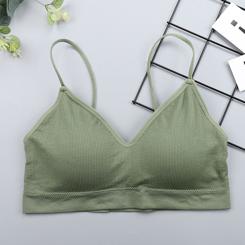 Elastik toparlayıcı üçgen bralet sütyen